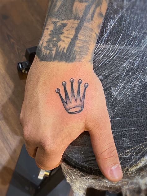 rolex tatoo männer|rolex crown tattoo.